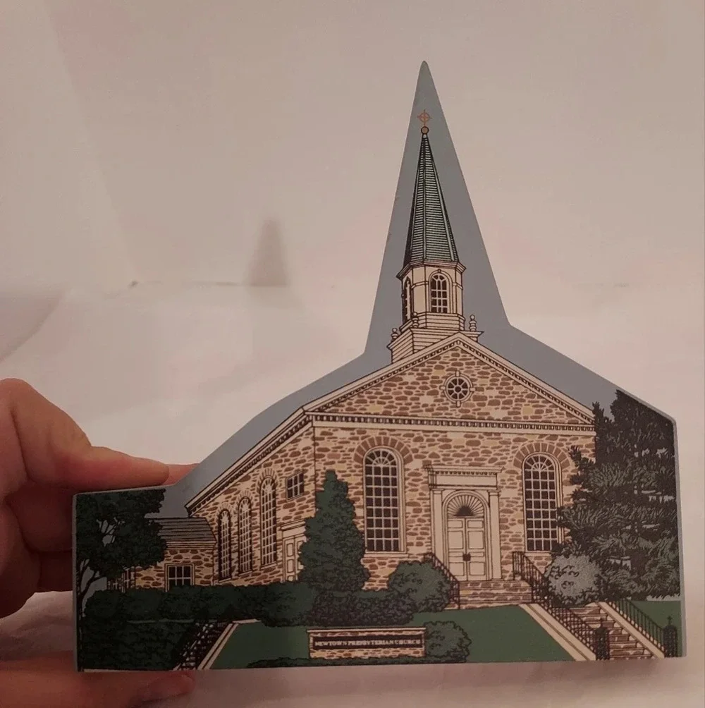 Vintage 1998 Hometowne Collectibles Newtown Presbyterian Church Shelf Sitter